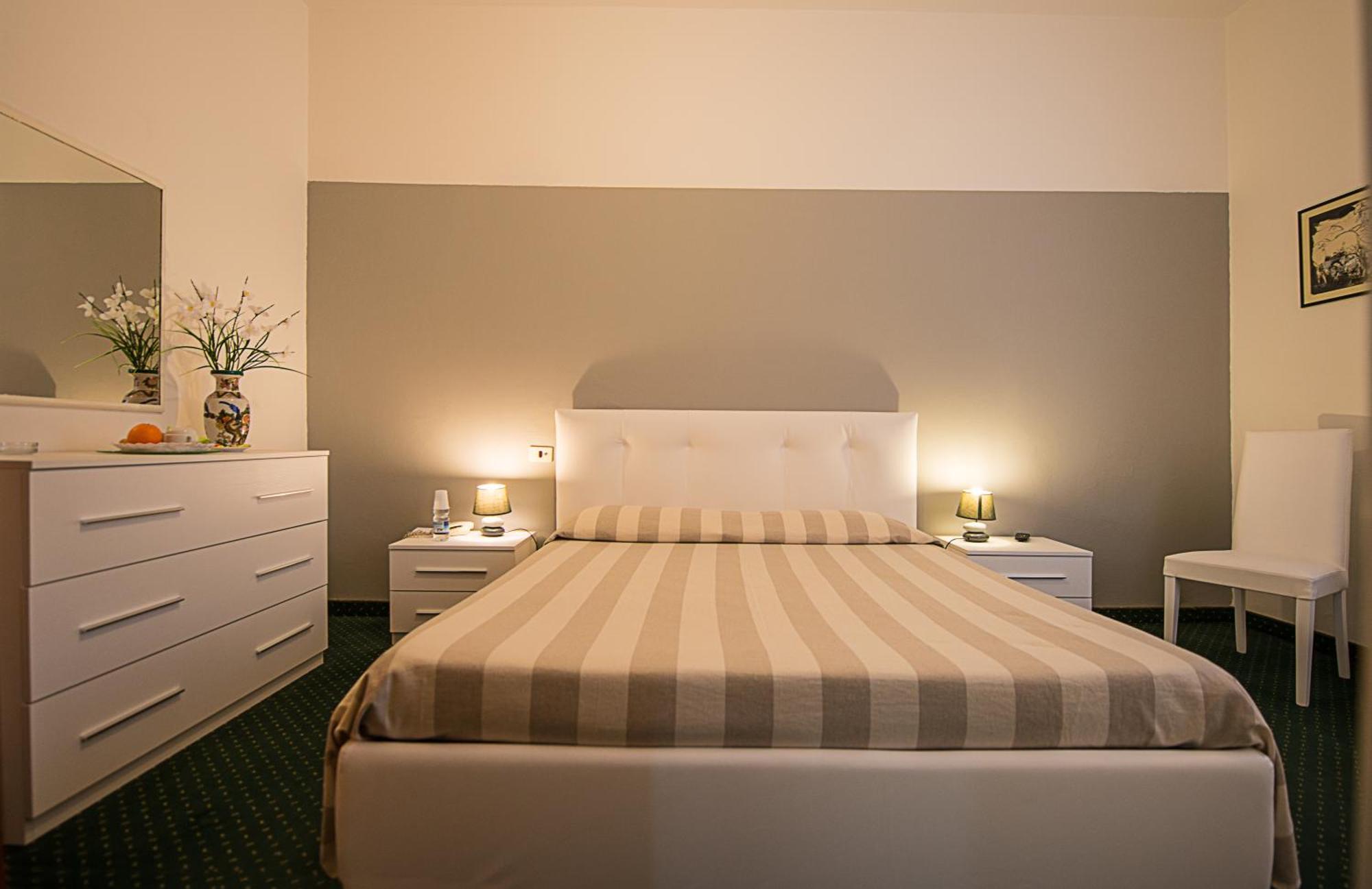 Hotel Ariston Piombino Camera foto