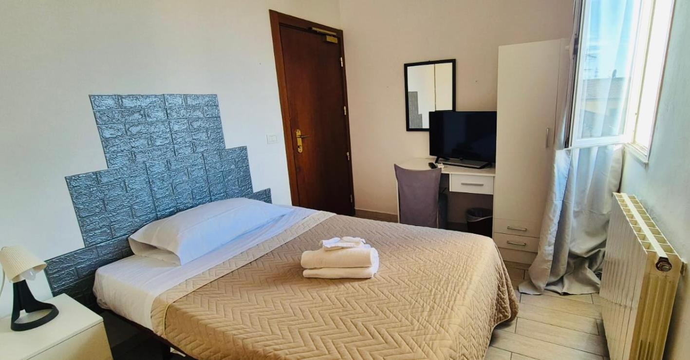 Hotel Ariston Piombino Esterno foto