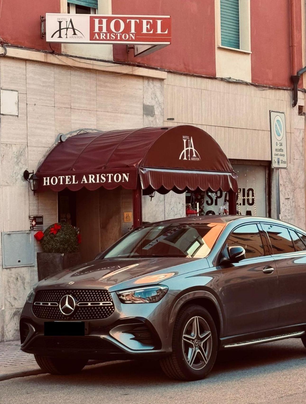 Hotel Ariston Piombino Esterno foto