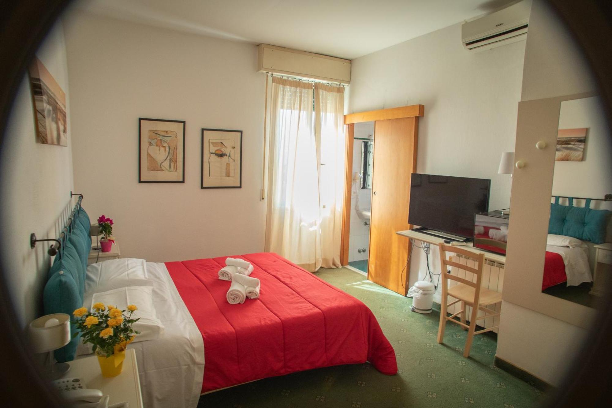 Hotel Ariston Piombino Esterno foto