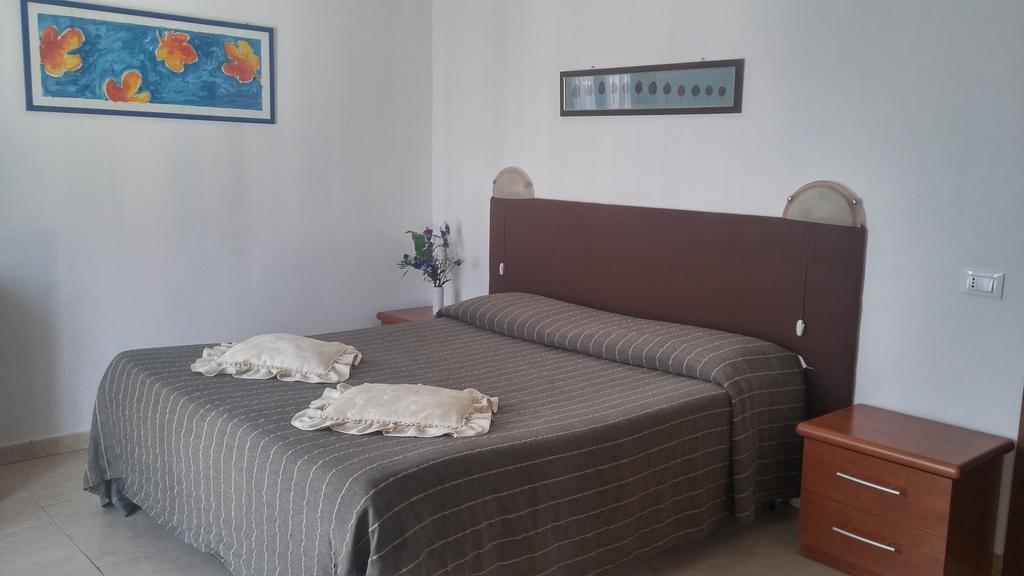 Hotel Ariston Piombino Esterno foto