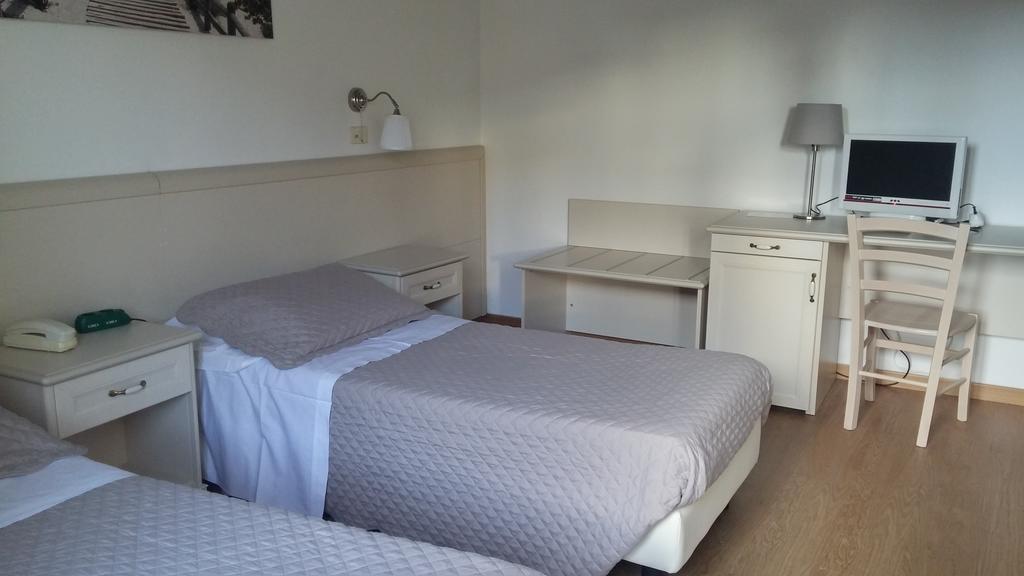 Hotel Ariston Piombino Esterno foto
