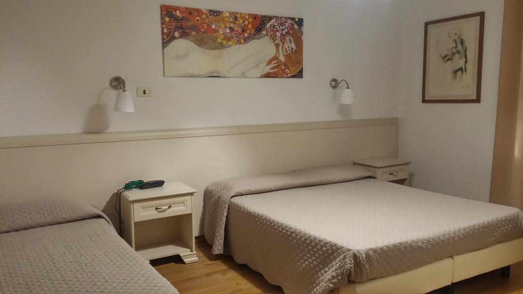 Hotel Ariston Piombino Esterno foto